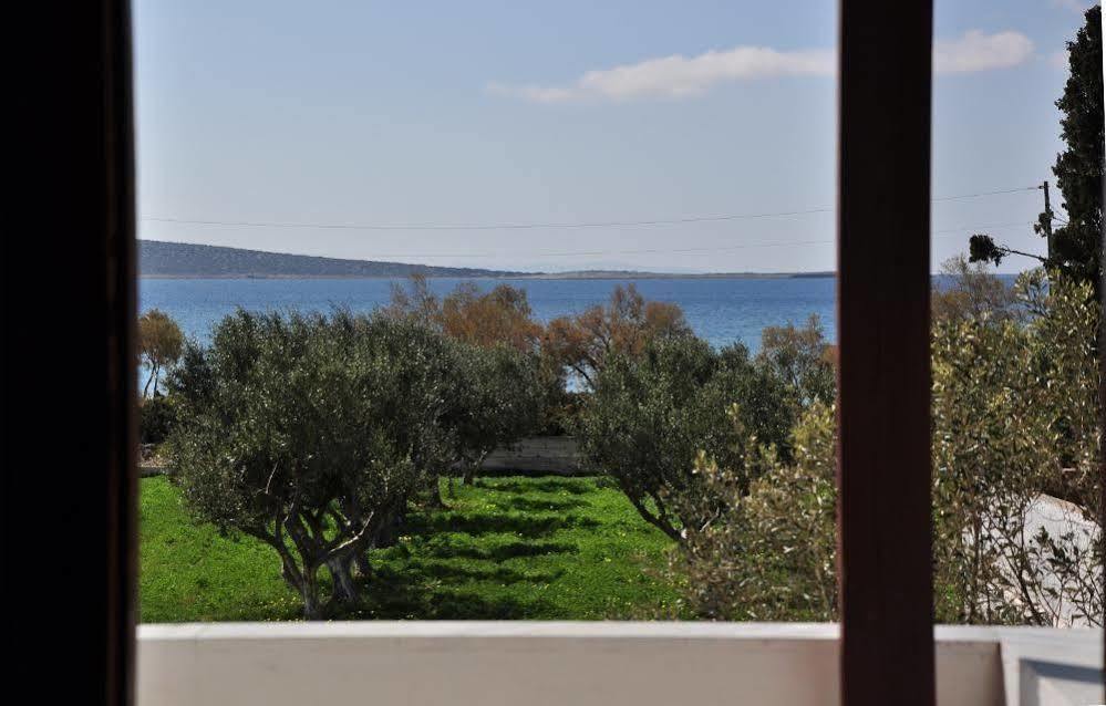 Michalis Apartments Near The Beaches With Sea View Páros Eksteriør bilde