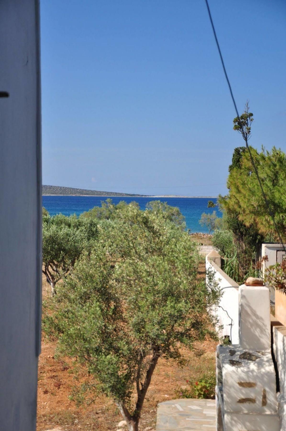 Michalis Apartments Near The Beaches With Sea View Páros Eksteriør bilde